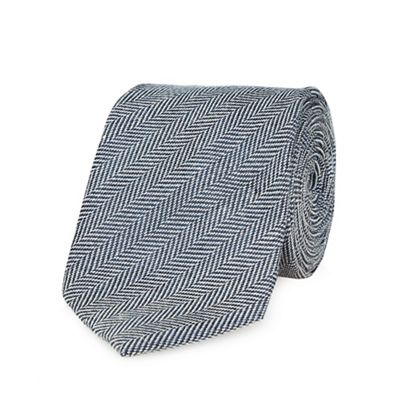 Grey herringbone tie with wool